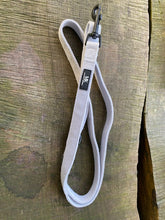 Load image into Gallery viewer, Lightweight Lead