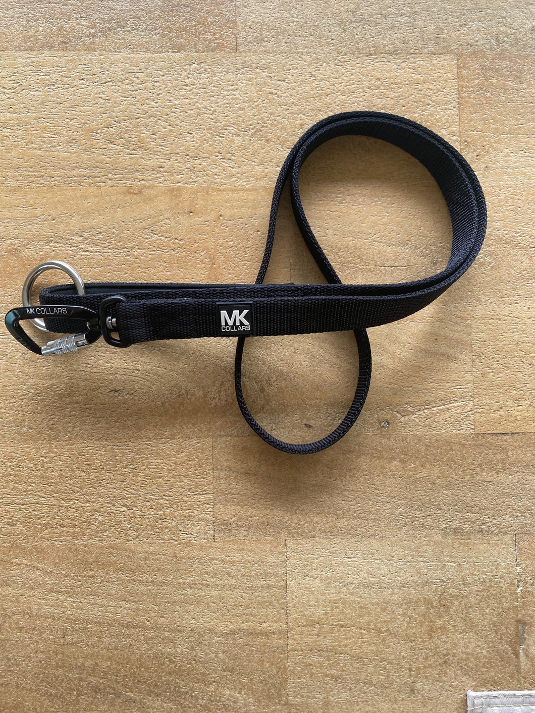 Carabiner Lead